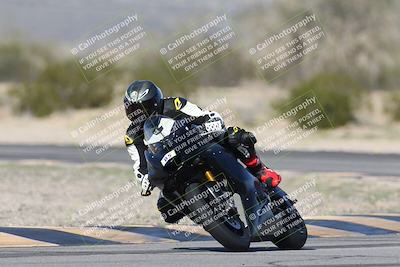 media/Jan-15-2026-Racers Edge (Thu) [[dfebeb70ab]]/3-B Group/Session 4 (Turn 5)/